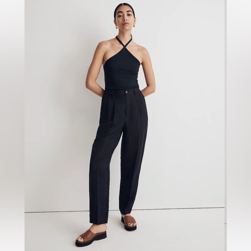 The Tailored Tapered Pant in Linen-Blend